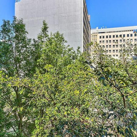 Hyde Park On The Square Apartment Кейптаун Екстериор снимка